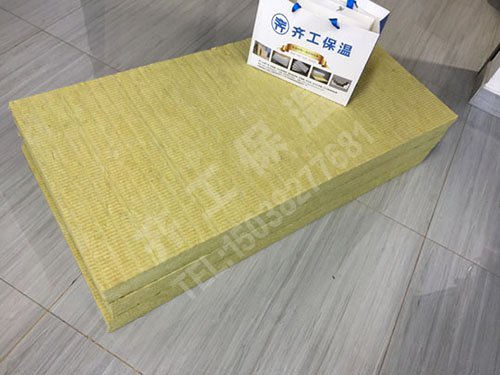 巖棉保溫板在使用過(guò)程中的注意事項(xiàng)