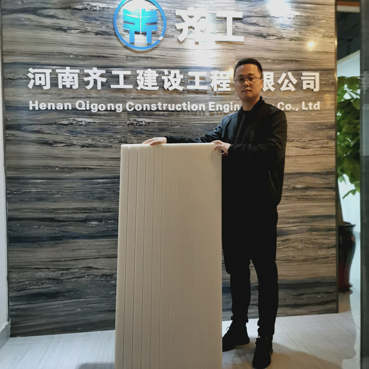 擠塑板在安裝時(shí)需要注意的問(wèn)題